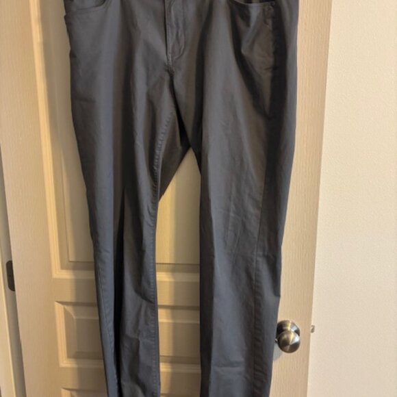 English Laundry Men's Size 38x34 Dark Gray Cotton Blend Straight Leg Pants - Picture 1 of 9